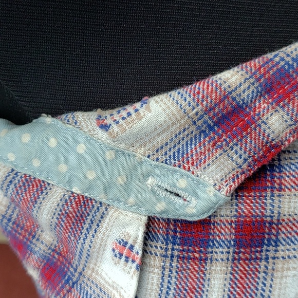 Lace Back Flannel Shirt - Picture 5 of 7